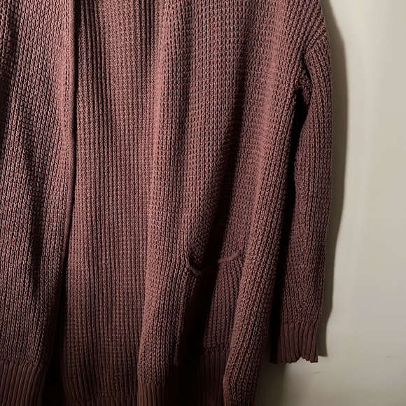 Cozy Oversized Knit Cardigan - Picture 4 of 6